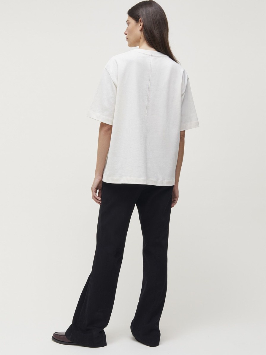 Mom Enula9 | Louisa Circular Tee Med Logo