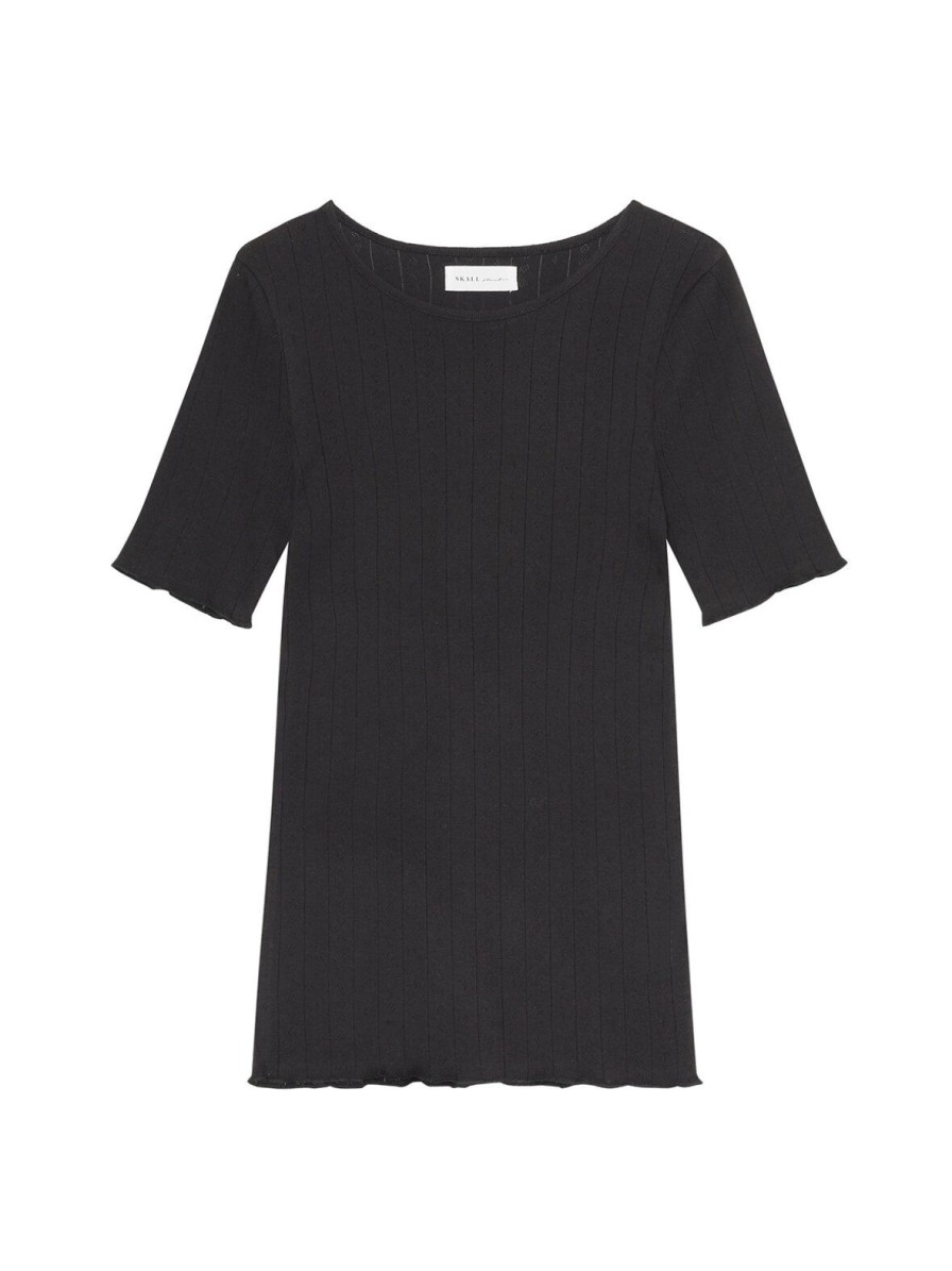 Mom Enula9 | Edie Tee, Black