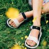 Mom Enula9 | Cody Sandal, Off White