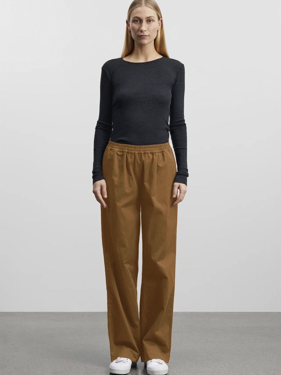 Mom Enula9 | Claudia Pant - Caramel